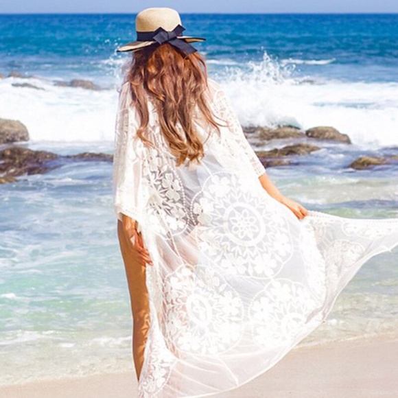 Other - Bohemian White Floral Print Lace Kimono Cover up